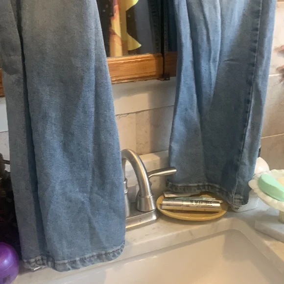 Levis jeans - Picture 4 of 8